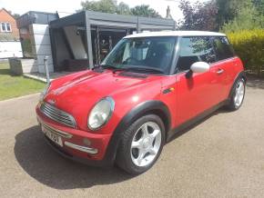 MINI HATCH 2001 (51) at Estuary Cars Pluckley