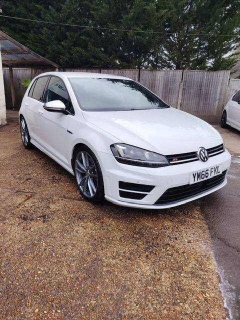 2016 Volkswagen Golf 2.0 TSI R 5dr DSG