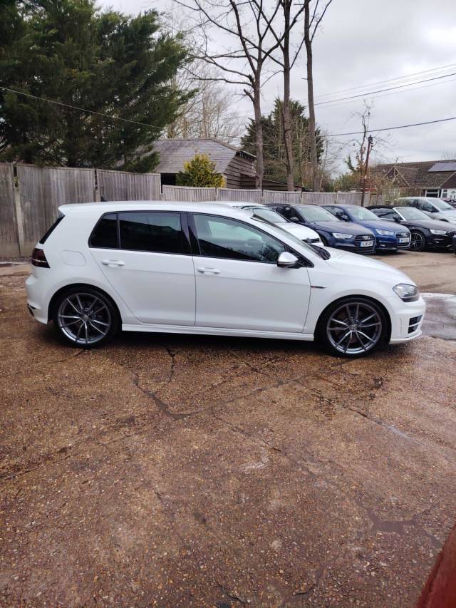 2016 Volkswagen Golf 2.0 TSI R 5dr DSG