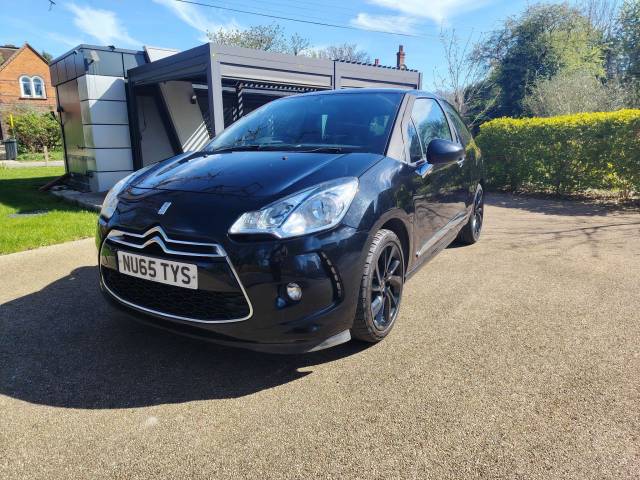 DS AUTOMOBILES DS 3 1.6 BlueHDi DStyle Nav 3dr Hatchback Diesel BLACK