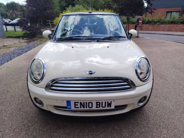 Mini Convertible 1.6 One 2dr Convertible Petrol WHITE